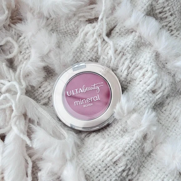 Assorted Makeup Lot - Picture 3 of 10